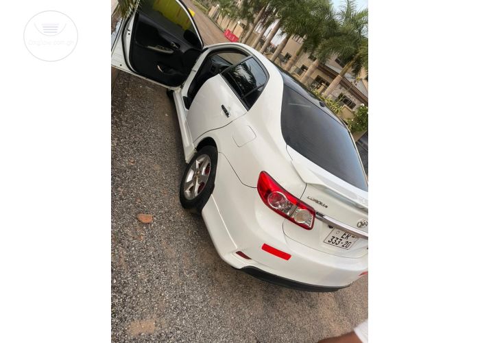 TOYOTA COROLLA S
