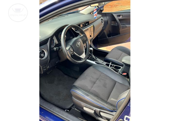 Toyota Corolla SE