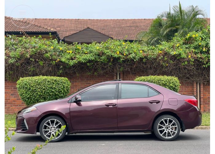 Toyota Corolla SE
