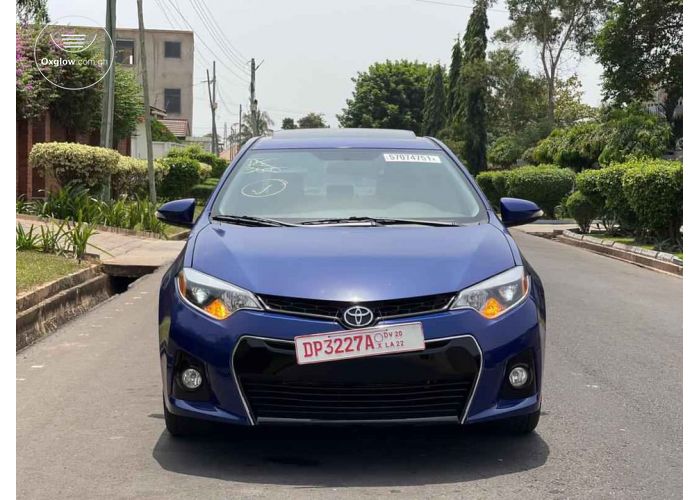 TOYOTA COROLLA SPORTS 2016 MODEL