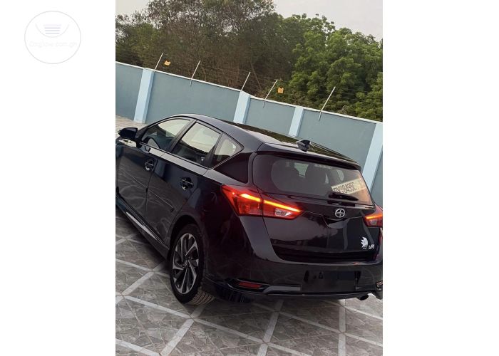 Toyota IM