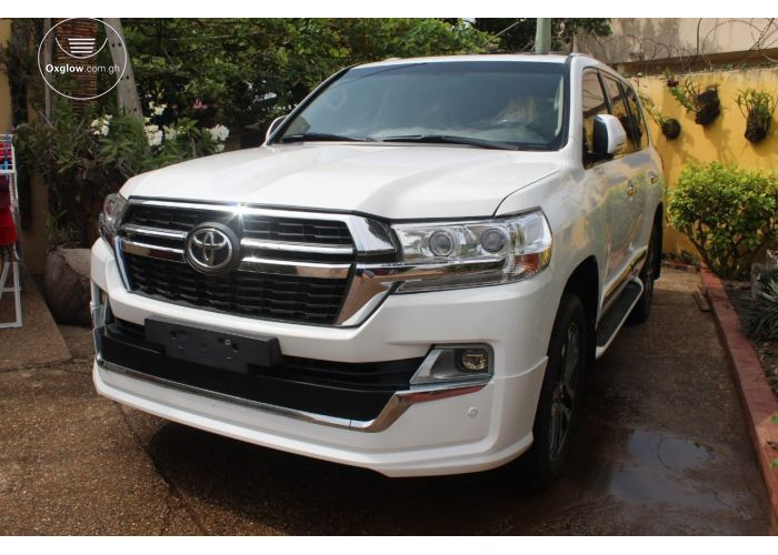 Toyota Land Cruiser VX-R V8