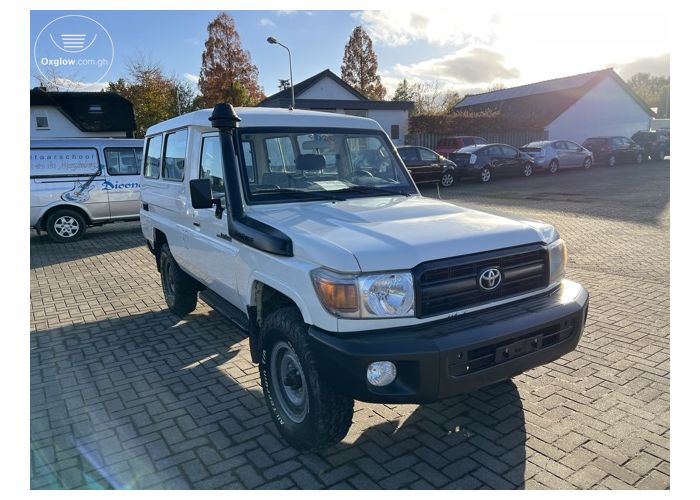 Toyota Landcruiser 78