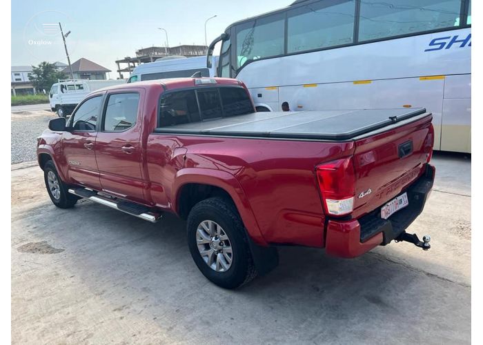 Toyota Tacoma