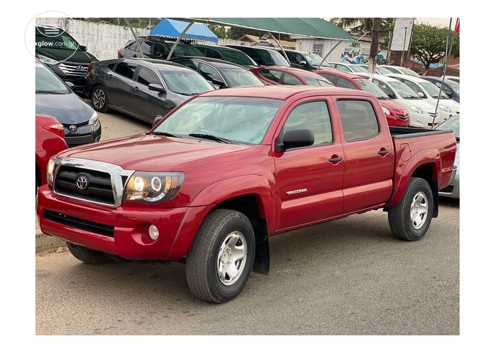 Toyota Tacoma Pre-Runner