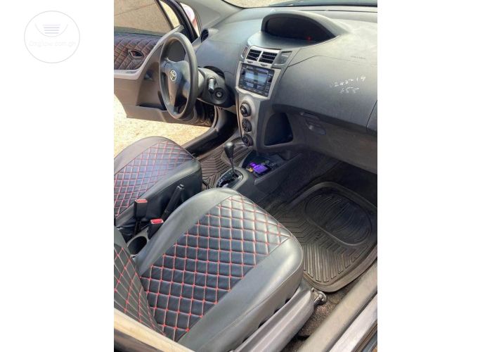 Toyota YARIS 2010 