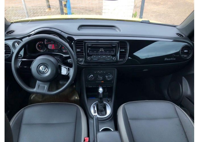 VOLKSWAGEN BEETLE