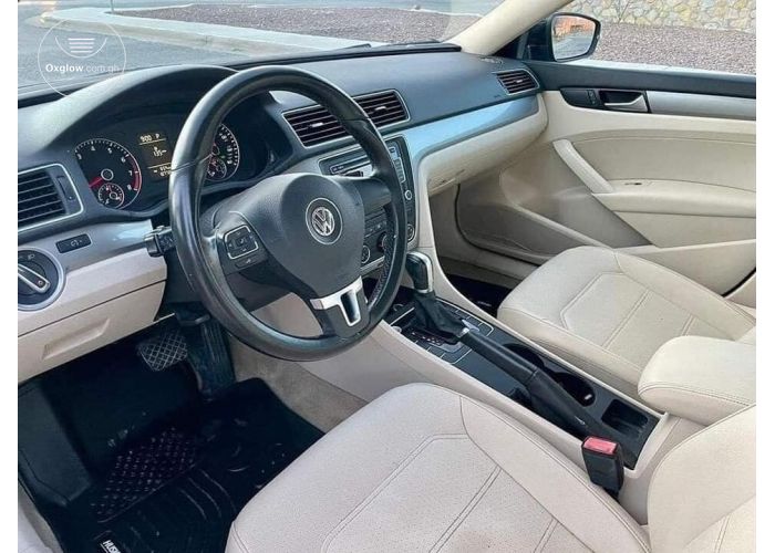 Volkswagen Passat limited