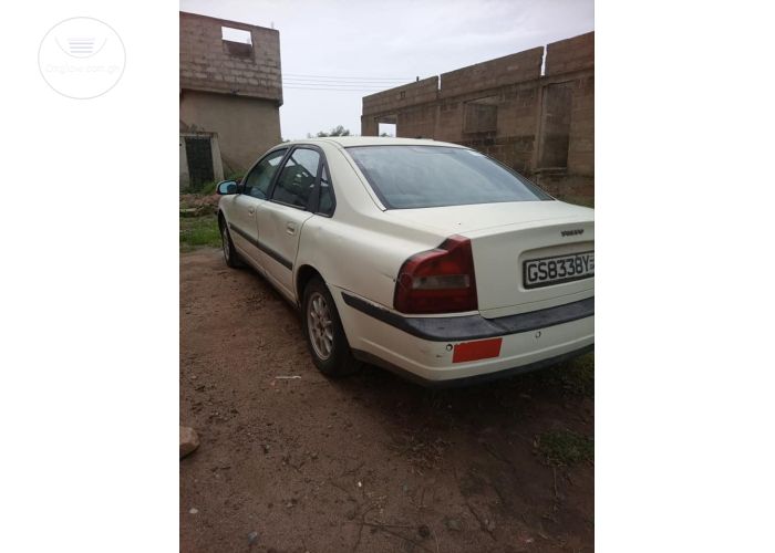 Volvo S80 