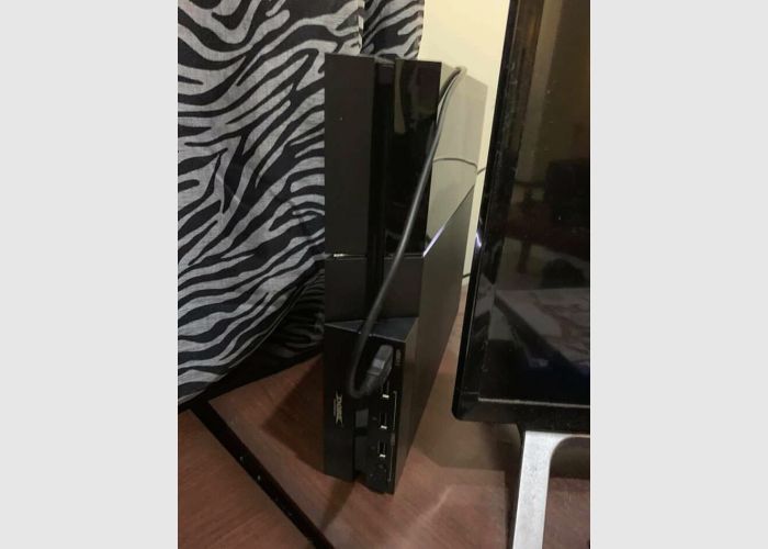 Ps4 slim 