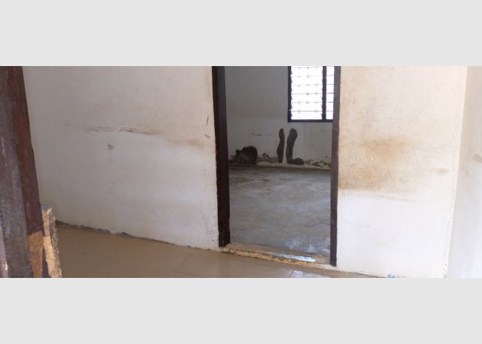 Normal chamber and hall self contain