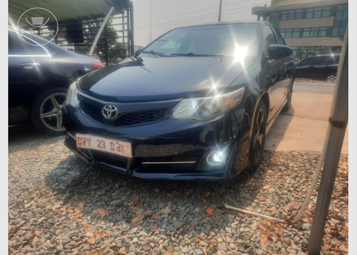 2014 Toyota Camry SE