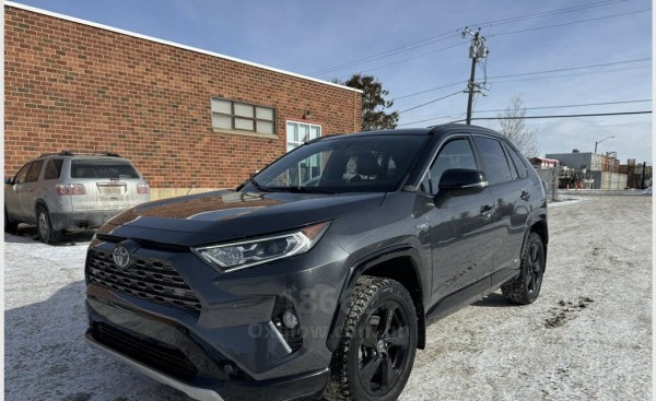 2021 Toyota RAV4 Hybrid XLE AWD WhatsApp(+971586703639)