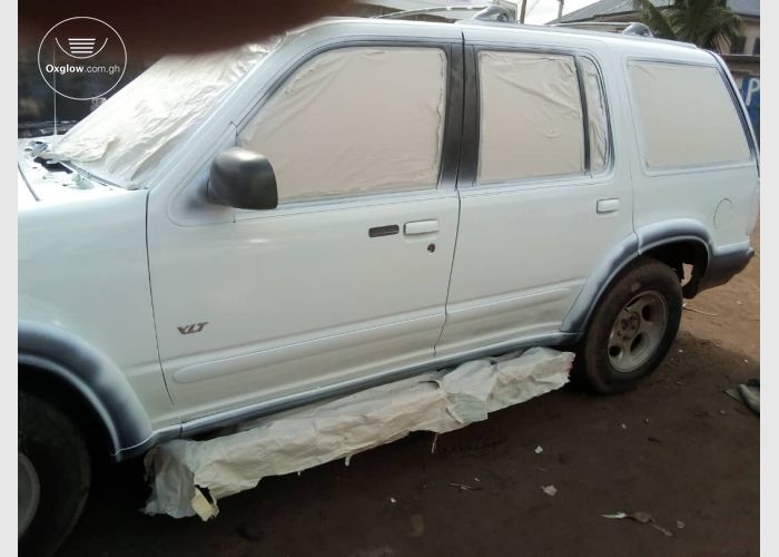 Ford Explorer 