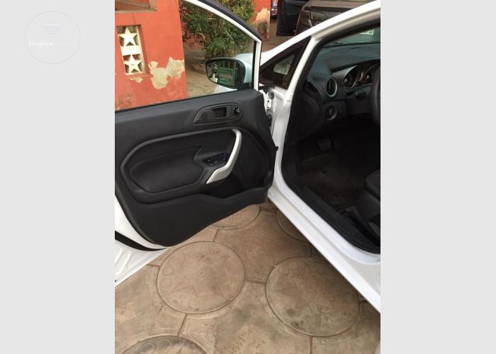 Listing Fallback Image