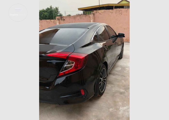 Honda Civic EX 2017 Model