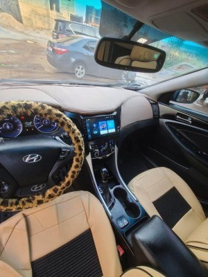 Hyundai Sonata 2012