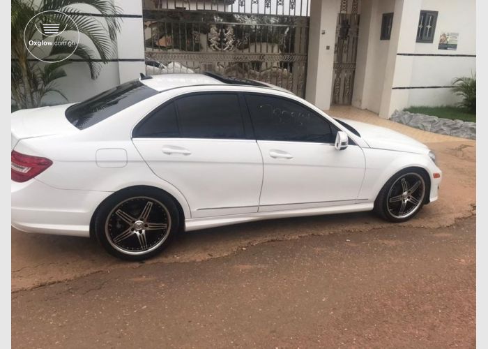 Mercedes Benz C250 2014 Model