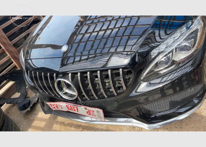 Mercedes Benz C300 4Matic 2016 Model