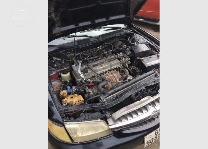Nissan Altima GXE 1998 Model