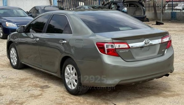 Toyota Camry LE 2013