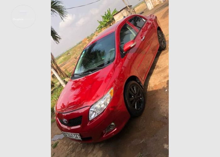Toyota Corolla LE 2010 Model