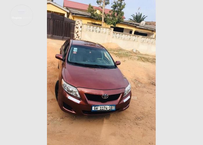 Toyota Corolla LE 2010 Model