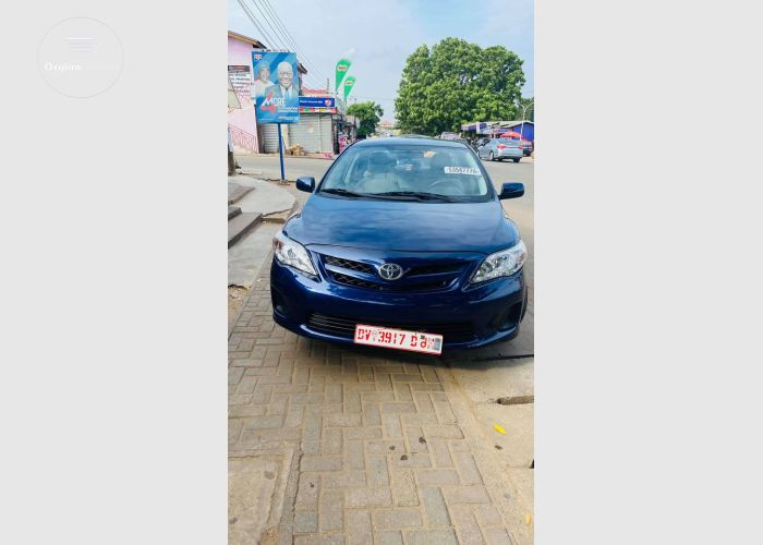 Toyota Corolla LE 2013 Model