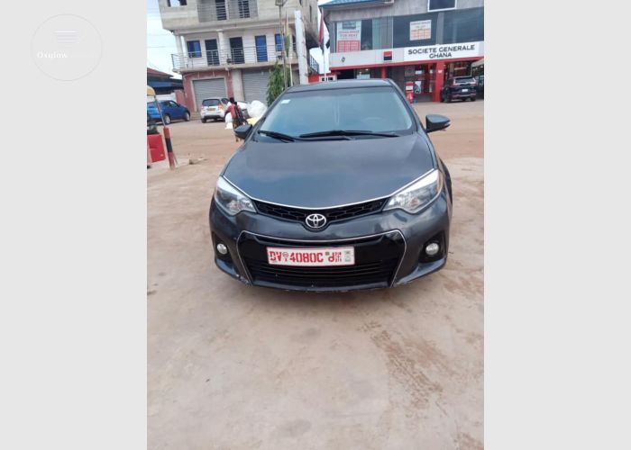 Toyota Corolla S 2014 Model
