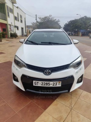 Toyota Corolla sports 2015 model full loaded