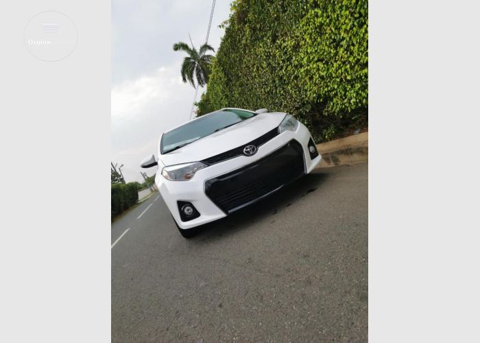 Toyota Corolla Sports 2016 Model