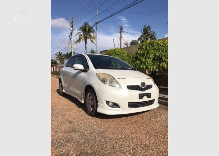 Toyota Vitz 2010 Model 4 Plugs
