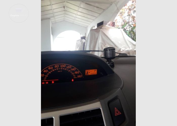 Toyota Vitz 2010 Model For Sale