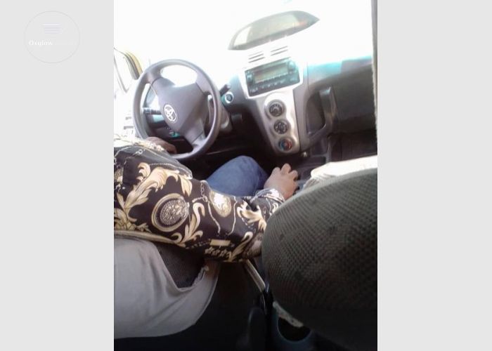 Toyota Vitz For Sale 4Plugs