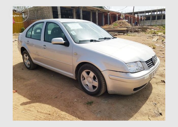 Volkswagen Bora 2000 Model
