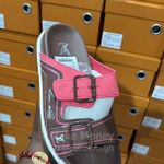 Louis Vitton slippers 